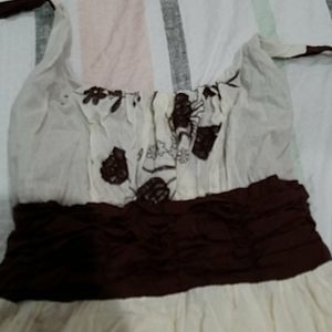 Nwot Linen embroidered dress